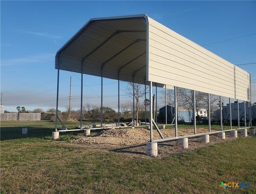 709-711 W Oakland Ave, Seadrift, TX, 77983 | Card Image