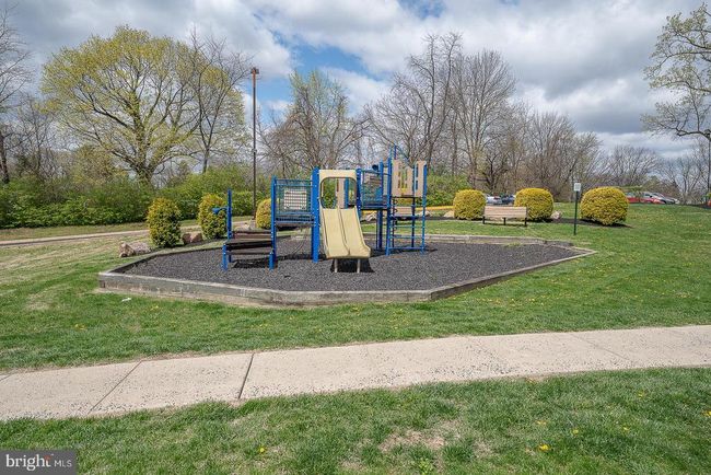 207 - 1030 E Lancaster Ave, Condo with 2 bedrooms, 1 bathrooms and null parking in BRYN MAWR PA | Image 41