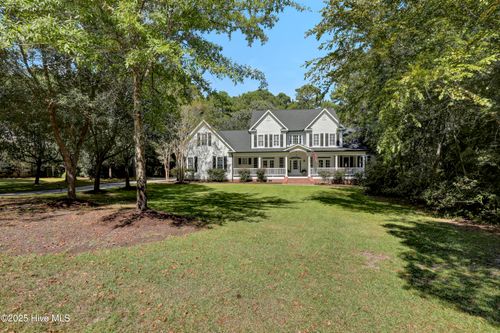107 Laughing Gull Ln, Hampstead, NC, 28443-7204 | Card Image