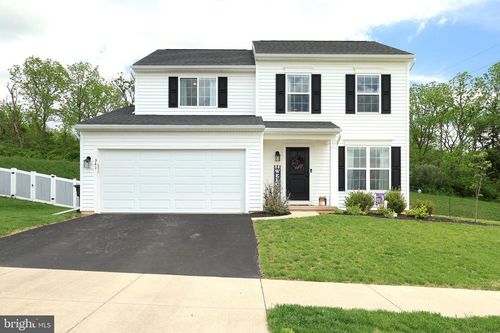 341 Old Ivy Dr, BELLEFONTE, PA, 16823-8032 | Card Image