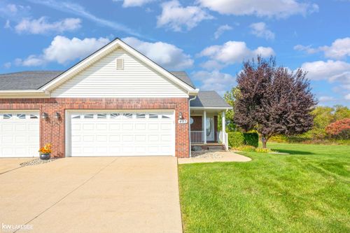 493 Victoria Lane, Romeo Village, MI, 48065 | Card Image