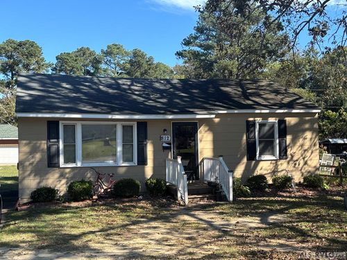 812 W 5th St, Roanoke Rapids, NC, 27870-1547 | Card Image