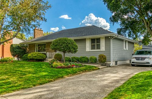 {{alt}} | Card Image