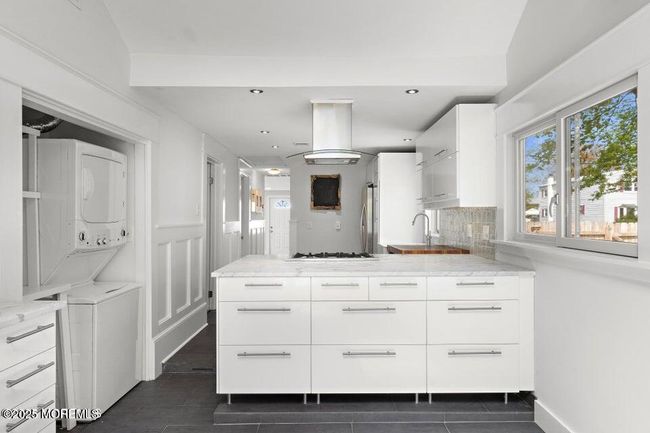 108 Hamilton Ave, House other with 3 bedrooms, 1 bathrooms and null parking in Leonardo NJ | Image 15
