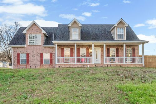 1700 Cedar Springs Cir, Clarksville, TN, 37042-1584 | Card Image