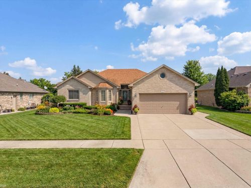 48670 Arnold Drive, Macomb Township, MI, 48044 | Card Image