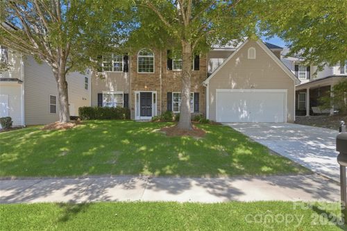 2700 Piersland Dr, Matthews, NC, 28104-0561 | Card Image