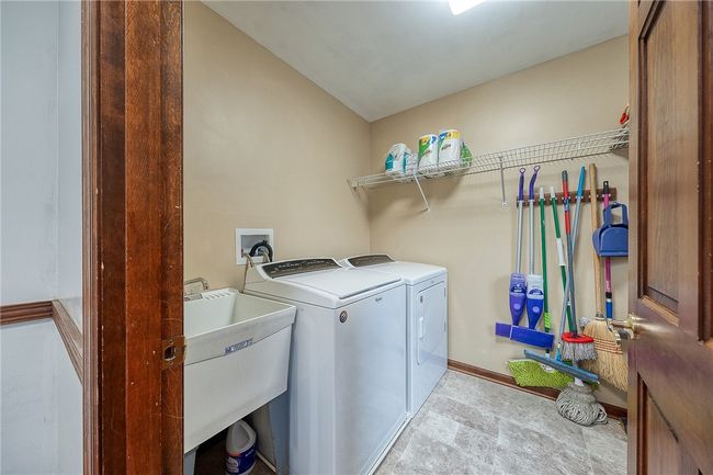 2938 Kane Rd, House other with 3 bedrooms, 3 bathrooms and null parking in Aliquippa PA | Image 15