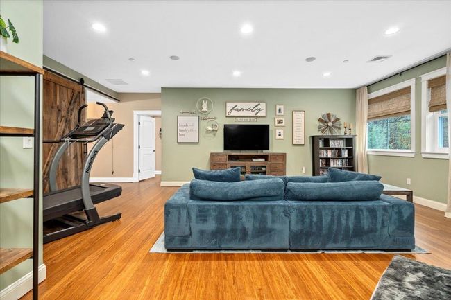 7 Lovejoy Ln, House other with 5 bedrooms, 5 bathrooms and null parking in Hollis NH | Image 45