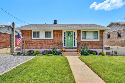 2627 Radford Rd Ne, Roanoke, VA, 24012-5027 | Card Image