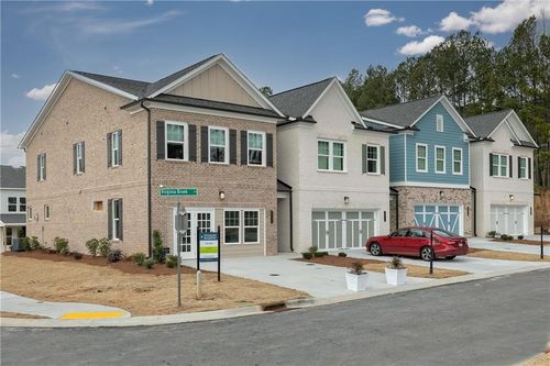 860 Leraes Way, Loganville, GA, 30052-6194 | Card Image