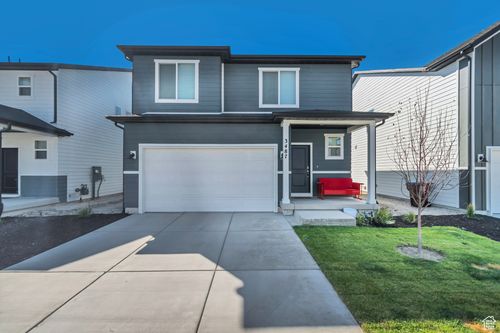 3487 N Gina St, Eagle Mountain, UT, 84005-6476 | Card Image