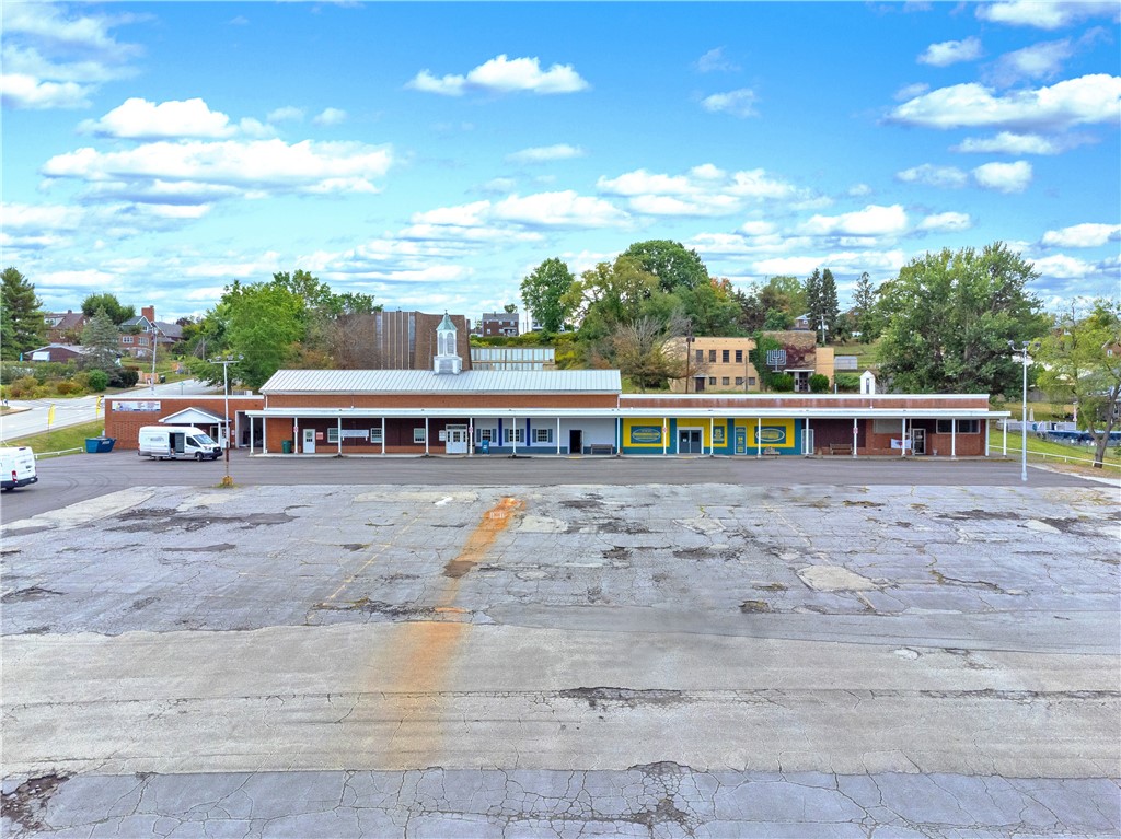 1295 Grand Blvd, Monessen, PA 15062