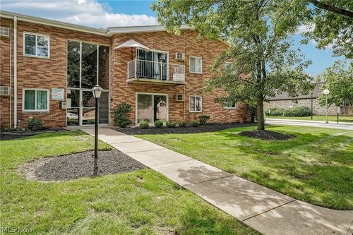 173e-491 Tollis Pkwy, Broadview Heights, OH, 44147-1824 | Card Image