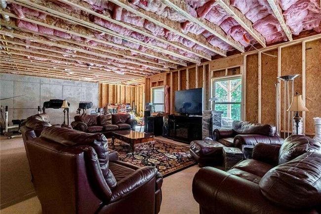 7059 Lancaster Xing, House other with 4 bedrooms, 3 bathrooms and 3 parking in Flowery Branch GA | Image 37