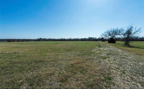 8080 Schuster Rd, Ledbetter, TX, 78946-5166 | Card Image
