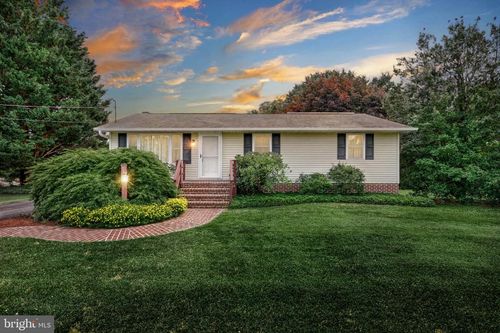 2457 Ridge Rd, GLENVILLE, PA, 17329-9145 | Card Image