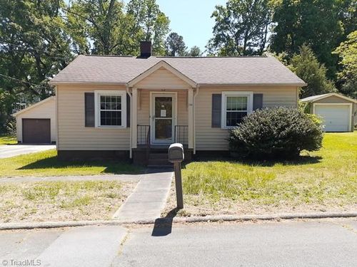 206 Cobb St, Gibsonville, NC, 27249-2115 | Card Image