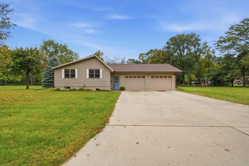 212 21st St S, Benson, MN, 56215-1625 | Card Image