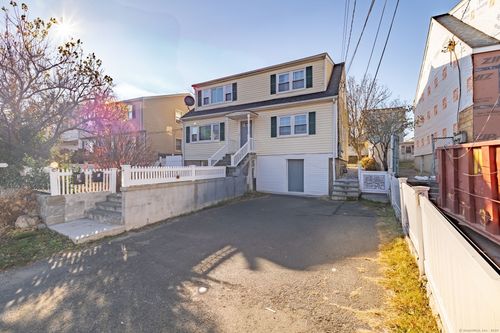 fl-2nd-39 Euclid Ave, Stamford, CT, 06902-6230 | Card Image