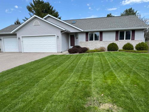 2070 Cobblestone Ct, Beloit, WI, 53511-6726 | Card Image