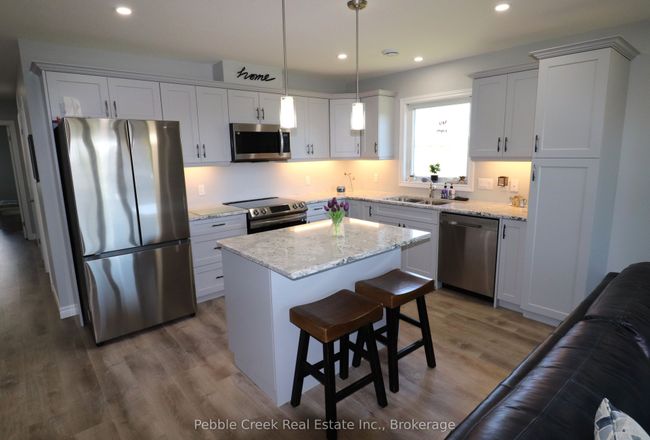 179 Lake Breeze Dr, House other with 2 bedrooms, 2 bathrooms and 2 parking in Goderich ON | Image 8