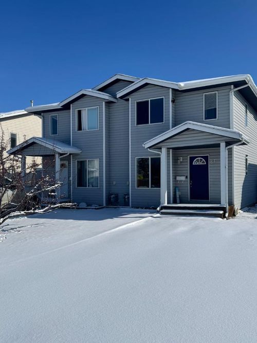 61 Lakeview Close, Blackfalds, AB, T0M0P0 | Card Image