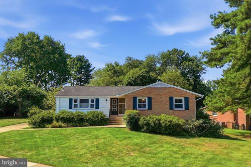 508 Roberts Dr Nw, VIENNA, VA, 22180-4147 | Card Image