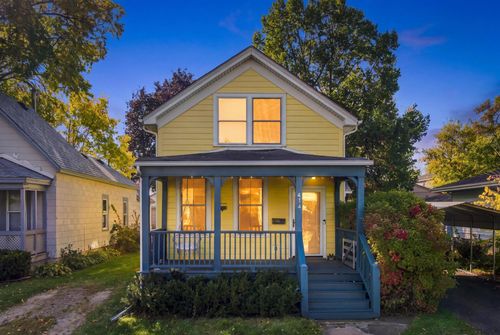 414 Banfil St, Saint Paul, MN, 55102-2902 | Card Image