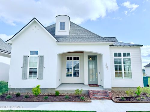 504 Broyles St, Youngsville, LA, 70592-7026 | Card Image