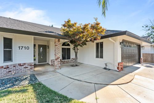 1710 Northfield Dr, Yuba City, CA, 95993-1666 | Card Image