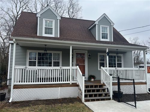 11 Woodside Ave, Cumberland, RI, 02864-6120 | Card Image