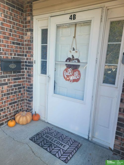 apt-4b-1120 Delmar St, Papillion, NE, 68046-2883 | Card Image