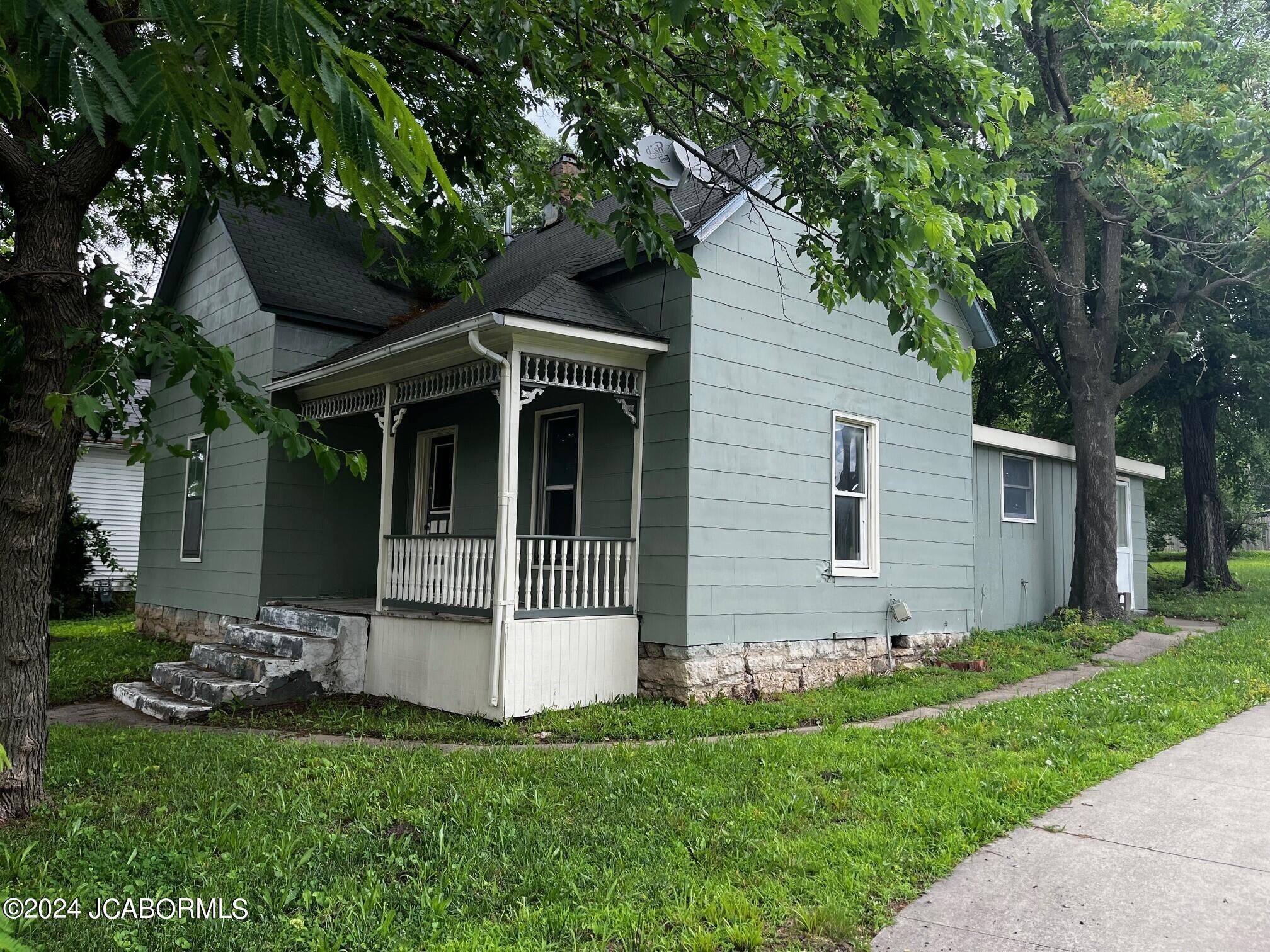 Smith St, Russellville, MO 65074
