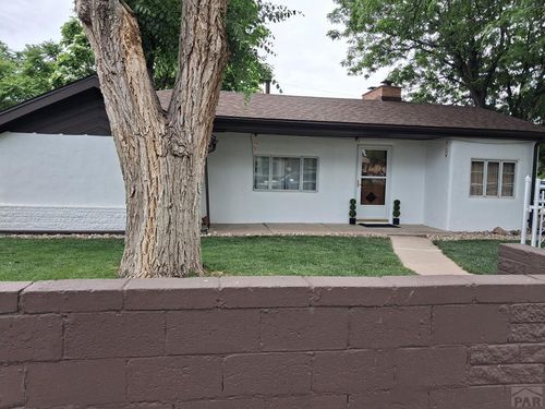 804 Cherry Ln, Pueblo, CO, 81005-1436 | Card Image