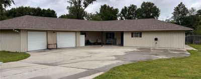 2111 E 14th Street, House other with 4 bedrooms, 2 bathrooms and null parking in Pittsburg KS | Image 1