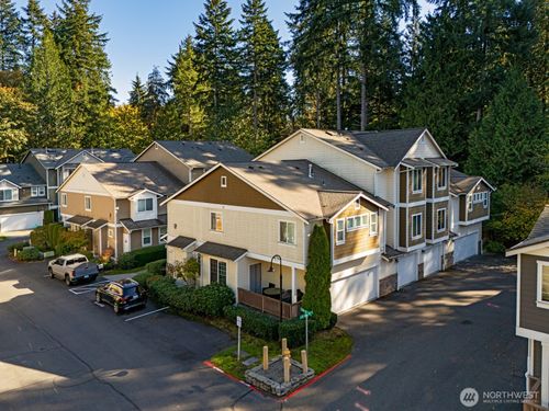 21615 11th Dr Se, Bothell, WA, 98021-7651 | Card Image