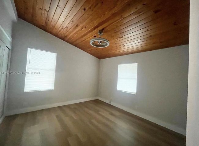 1512 Sw 5 Th St, House other with 3 bedrooms, 2 bathrooms and null parking in Fort Lauderdale FL | Image 5