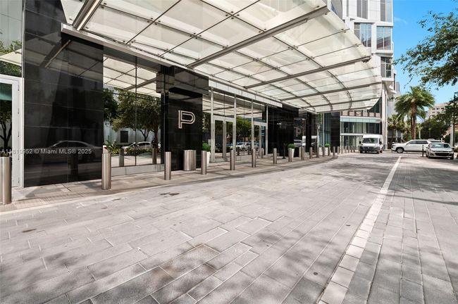 UNIT-909 - 851 Ne 1 St Ave, Condo with 3 bedrooms, 3 bathrooms and null parking in Miami FL | Image 30