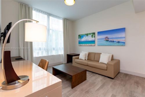 s302-777 N Ocean Dr, Hollywood, FL, 33019-1206 | Card Image