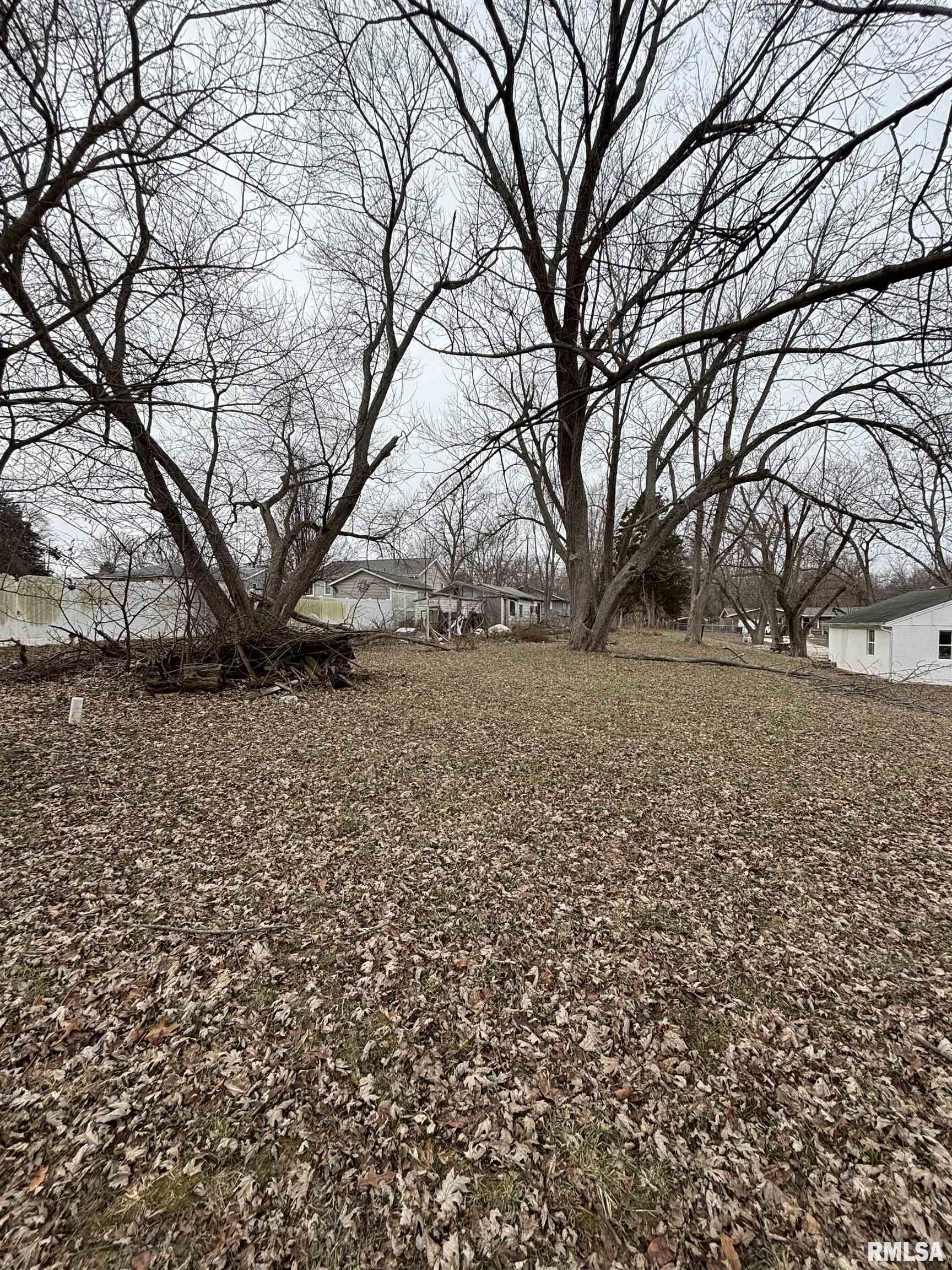 Land in Peoria