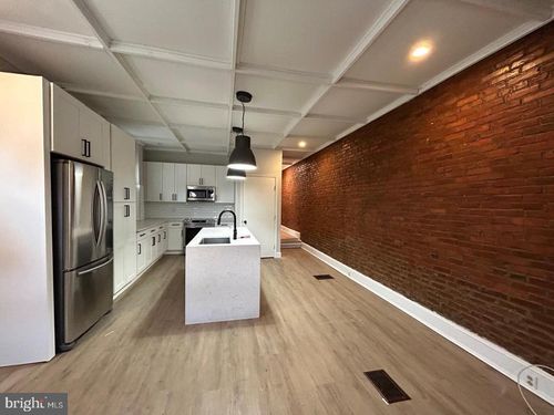 a-900 N 29th St, PHILADELPHIA, PA, 19130-1114 | Card Image
