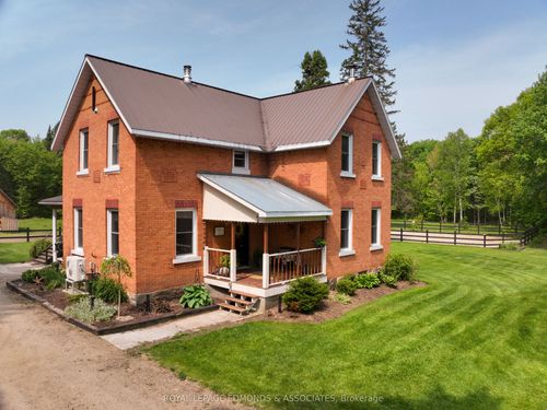 1077 Allan Rd, Deep River, ON, K0J1P0 | Card Image