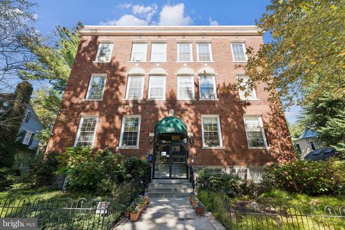 16-3039 Macomb St Nw, WASHINGTON, DC, 20008-3320 | Card Image