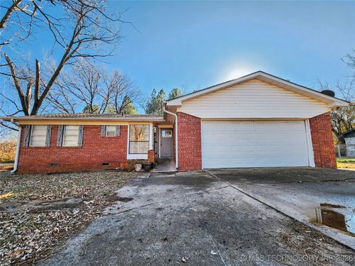 501 W 2nd St, Tahlequah, OK, 74464-4619 | Card Image