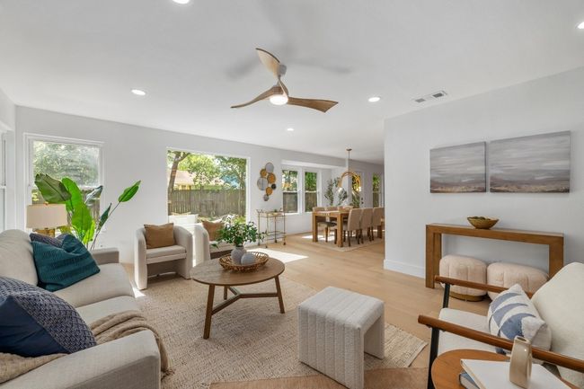 1657 Chippeway Ln, House other with 3 bedrooms, 2 bathrooms and 4 parking in Austin TX | Image 5