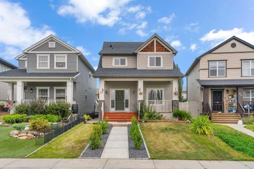 {{alt}} | Card Image