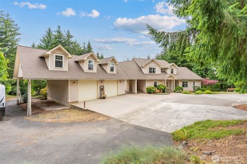 375 Curtis Hill Rd, Chehalis, WA, 98532-9144 | Card Image