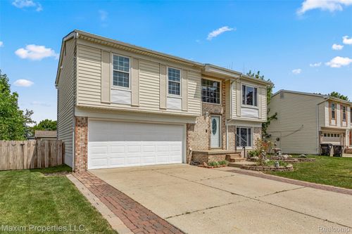 22254 Derby Rd, Woodhaven, MI, 48183-3700 | Card Image