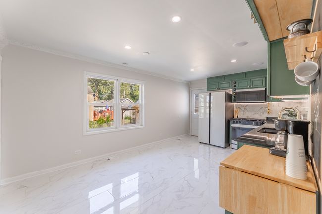 14826 Central Park Ave, House other with 3 bedrooms, 2 bathrooms and 1 parking in Midlothian IL | Image 10